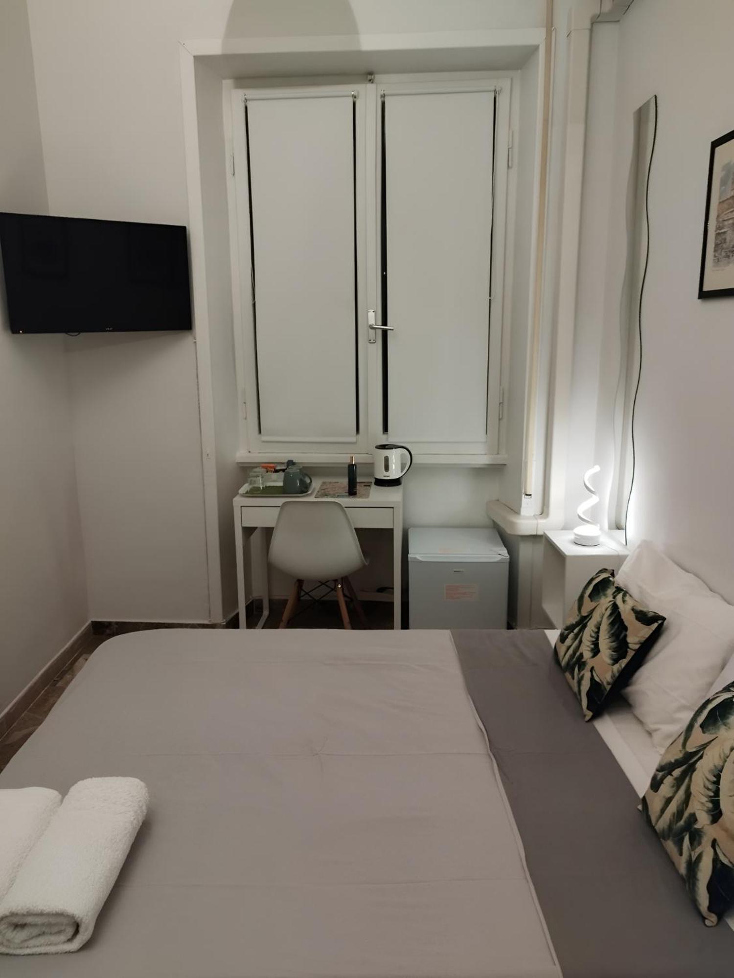 Colosseo Rooms B&B Rome Extérieur photo